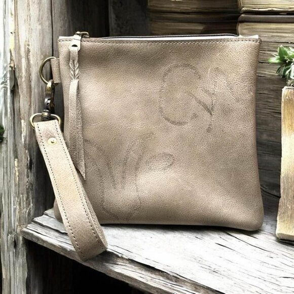 3 piece cattle branded tote set - Picture 4 of 16